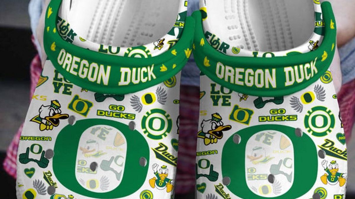 oregon ducks crocs