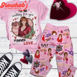 Reba McEntire Waiting For You Valentine Fleece Pajamas Set Pink