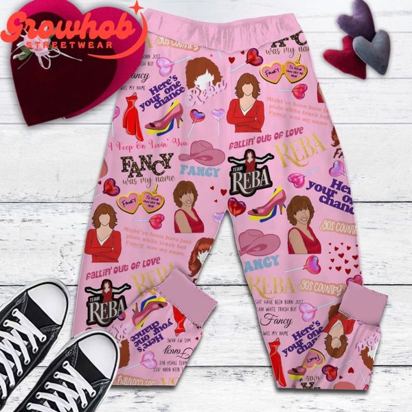Reba McEntire Waiting For You Valentine Fleece Pajamas Set Pink