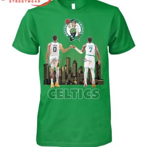 Boston Celtics Snoopy  Charlie Brown Fan Forever Team T-Shirt